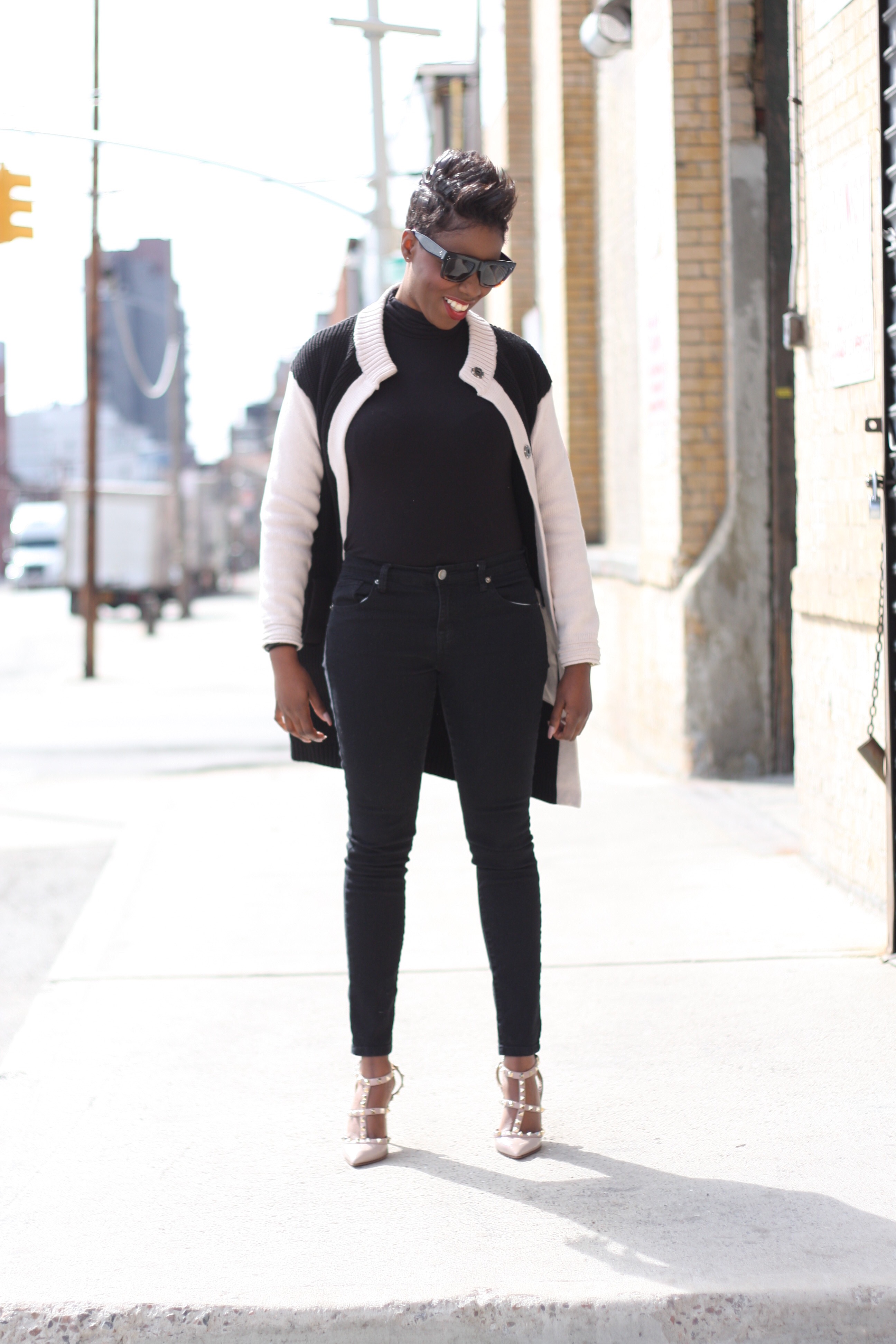 Maxi Cardigan Black Turtleneck Black Skinny Jeans Blush Rockstuds Spring 2016 NYC Style Blogger